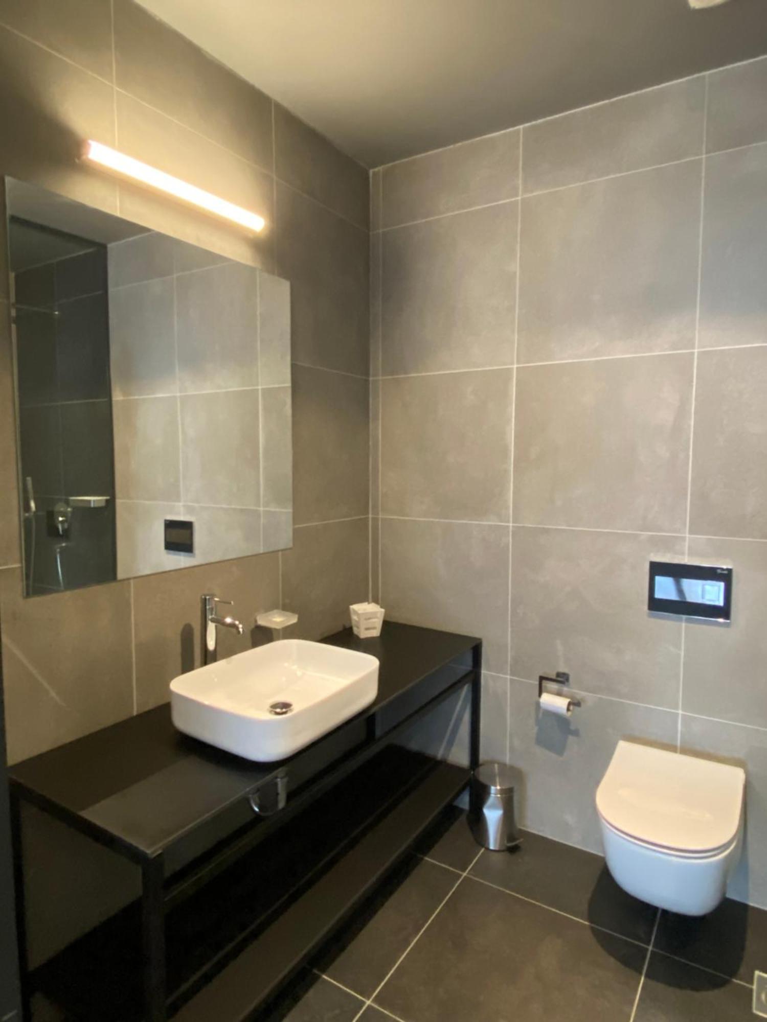 Super Seven Inn Belgrad Zimmer foto