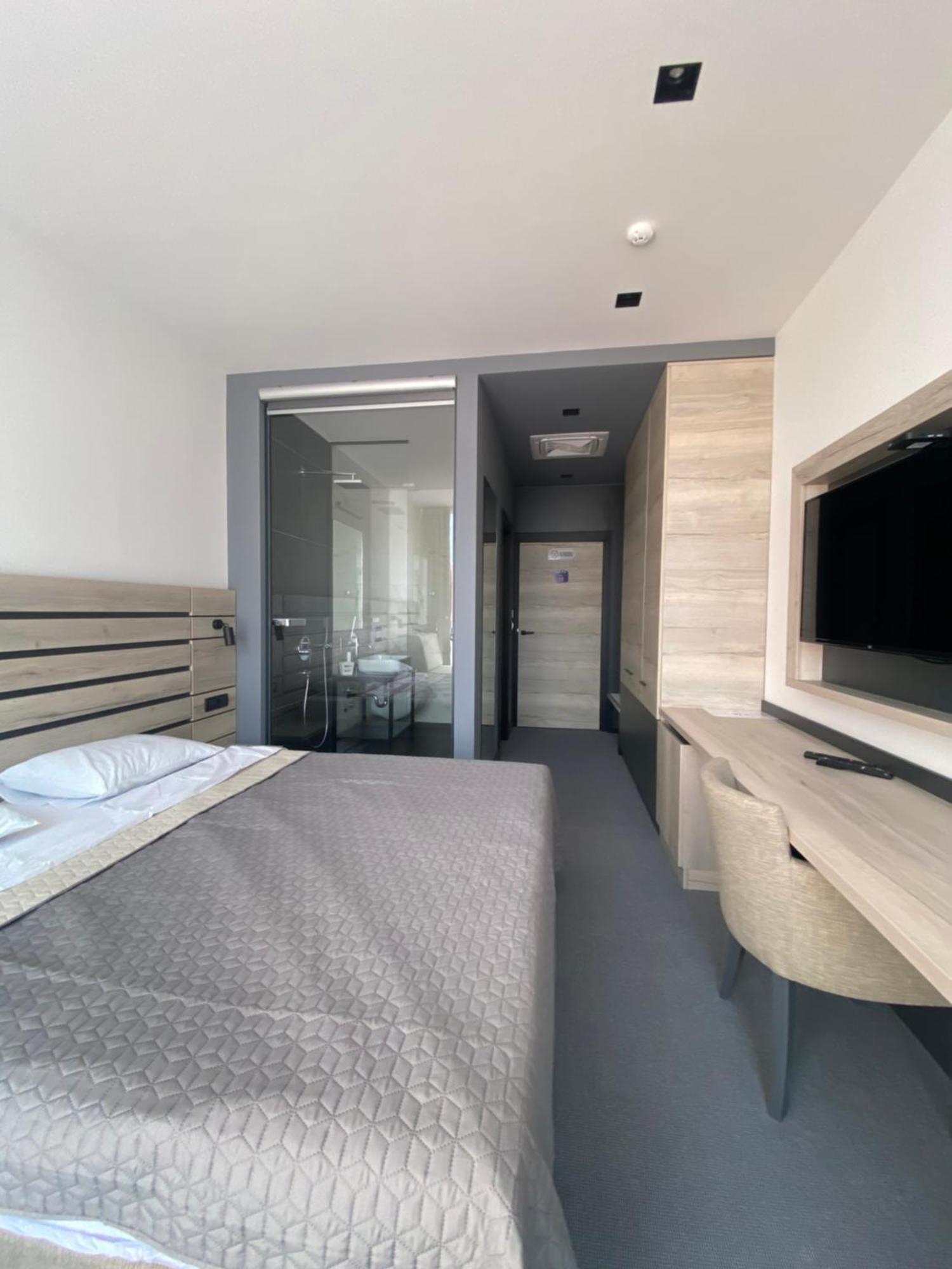 Super Seven Inn Belgrad Zimmer foto