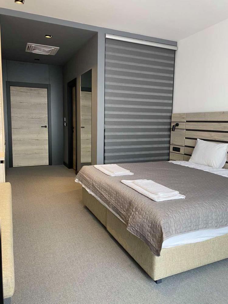 Super Seven Inn Belgrad Zimmer foto