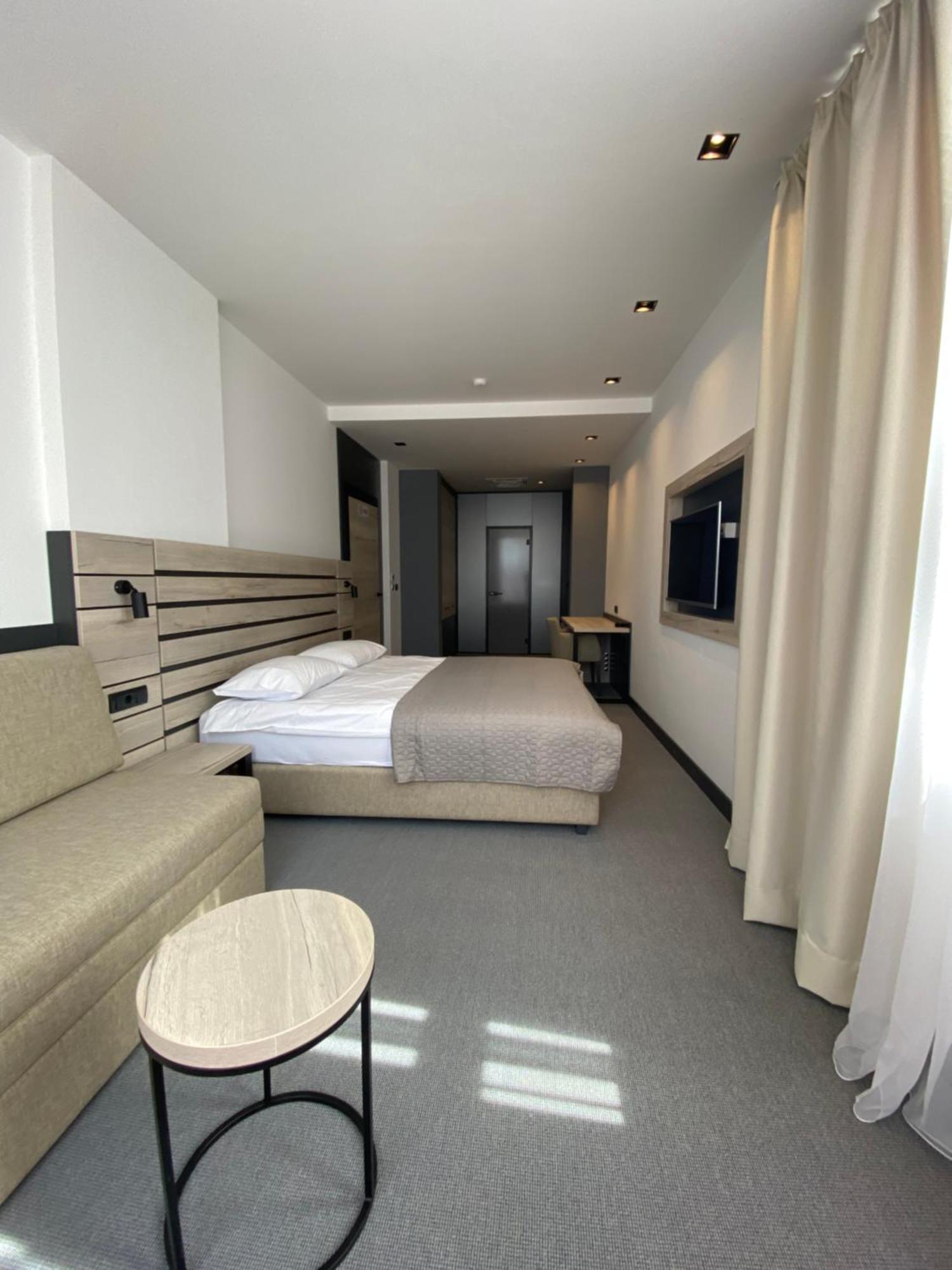 Super Seven Inn Belgrad Zimmer foto